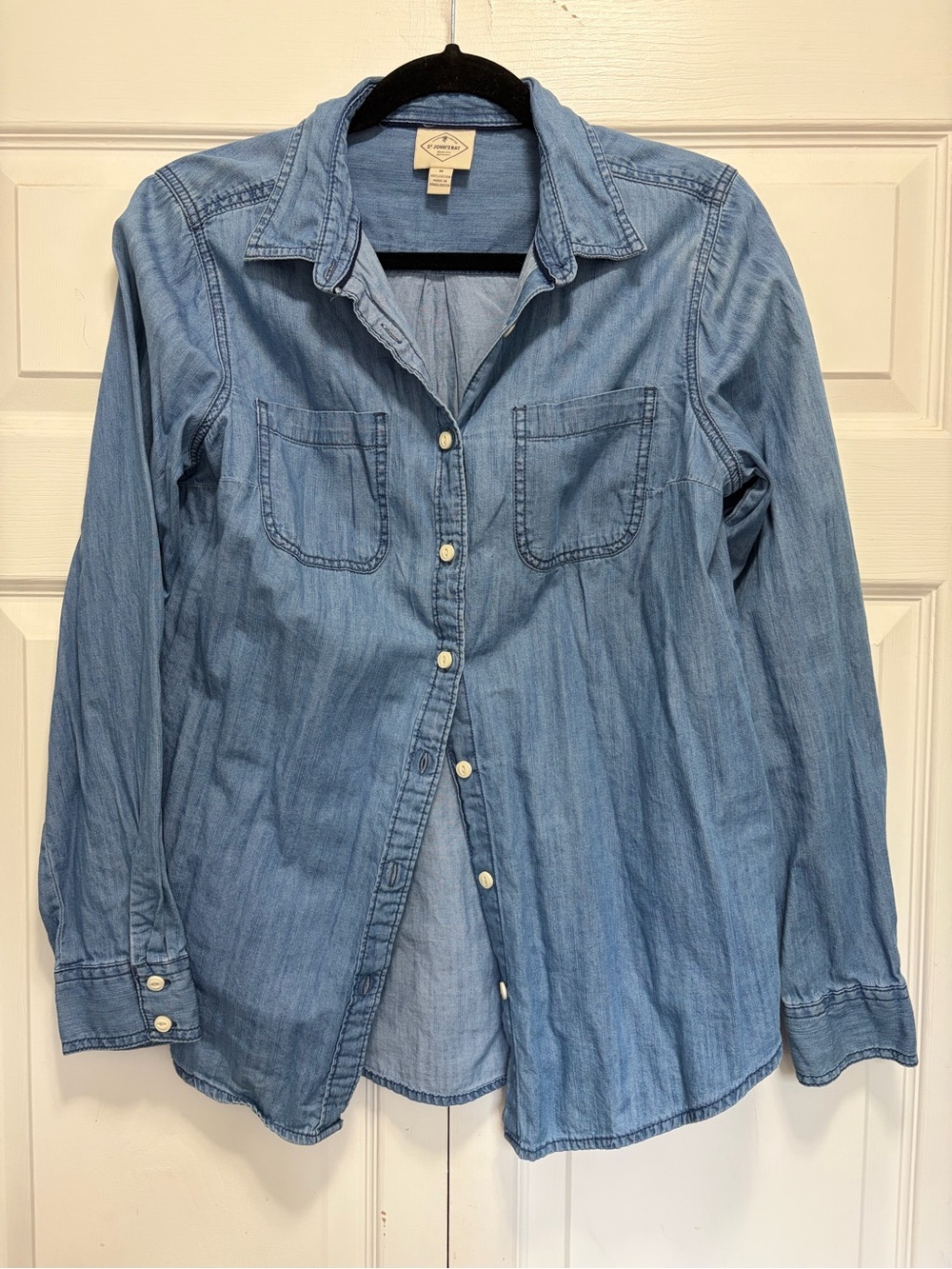 St. John's Bay Light Blue Cotton Shirt M